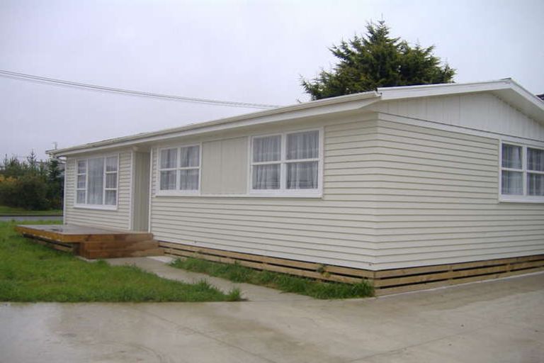 Photo of property in 3 Clyde Street, Levin, 5510
