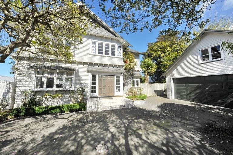 Photo of property in 39a Kotare Street, Fendalton, Christchurch, 8041