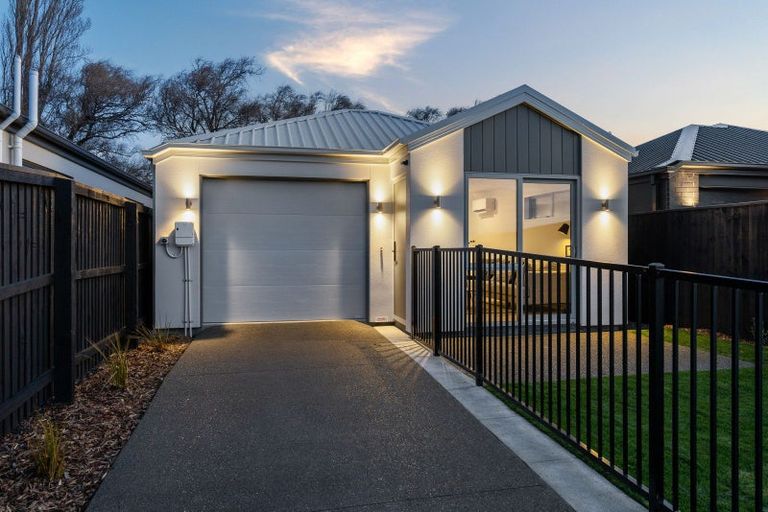 Photo of property in 4 Comer Street, Halswell, Christchurch, 8025