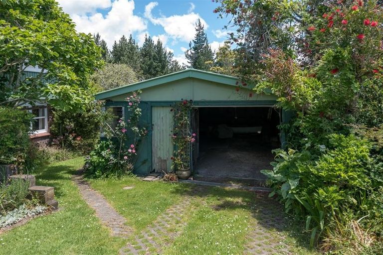 Photo of property in 33 Trig Road, Whitford, Howick, 2571
