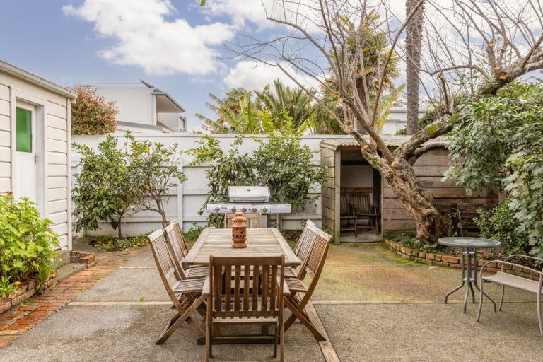 Photo of property in 110 Waghorne Street, Ahuriri, Napier, 4110