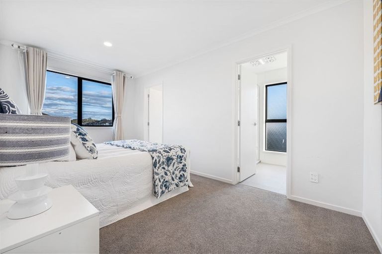 Photo of property in 62 Donegal Park Drive, Flat Bush, Auckland, 2019