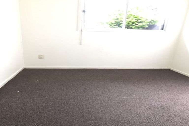 Photo of property in 2/11 Udall Place, Bucklands Beach, Auckland, 2014