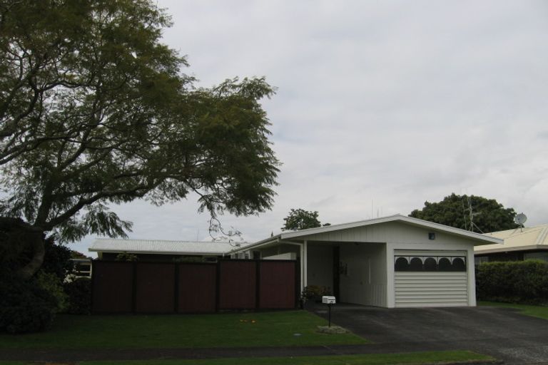 Photo of property in 11 Cedar Grove, Matua, Tauranga, 3110