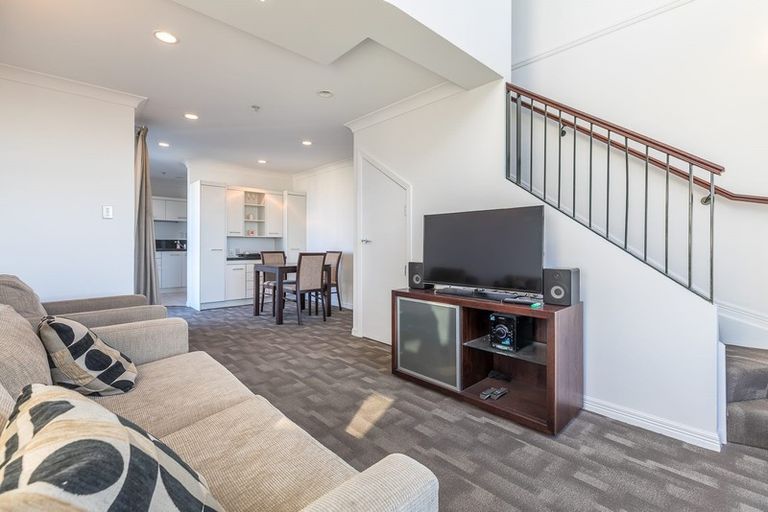 Photo of property in The Duxton Hotel Apartments, 6p/100 Greys Avenue, Auckland Central, Auckland, 1010