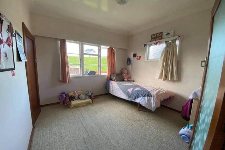 Photo of property in 246 High Street, Eltham, 4322