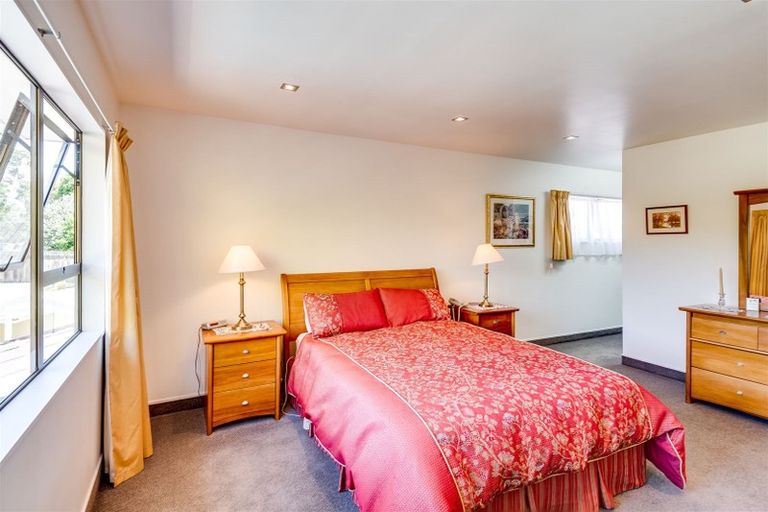 Photo of property in 90 Simla Avenue, Havelock North, 4130