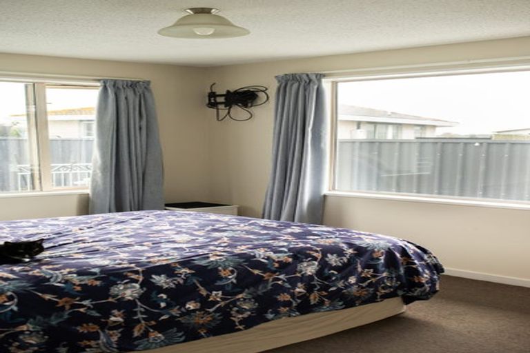 Photo of property in 3 Cornet Lane, Aranui, Christchurch, 8061