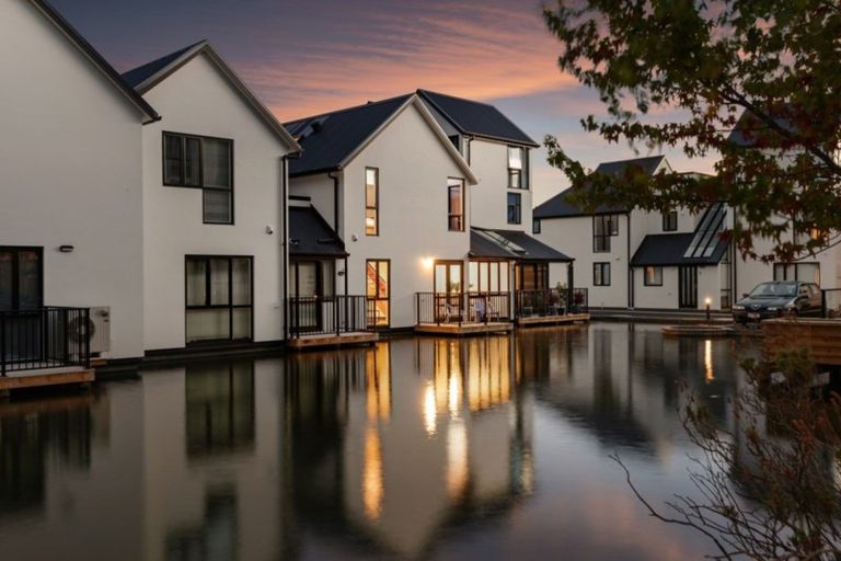 Photo of property in 8/140 Office Road, Merivale, Christchurch, 8014