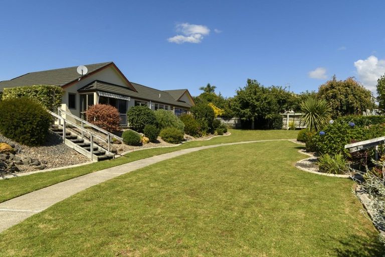 Photo of property in Orange Grove Village, 14/22 Pyes Pa Road, Pyes Pa, Tauranga, 3112