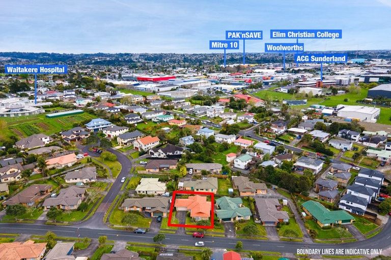 Photo of property in 112 Buscomb Avenue, Henderson, Auckland, 0610