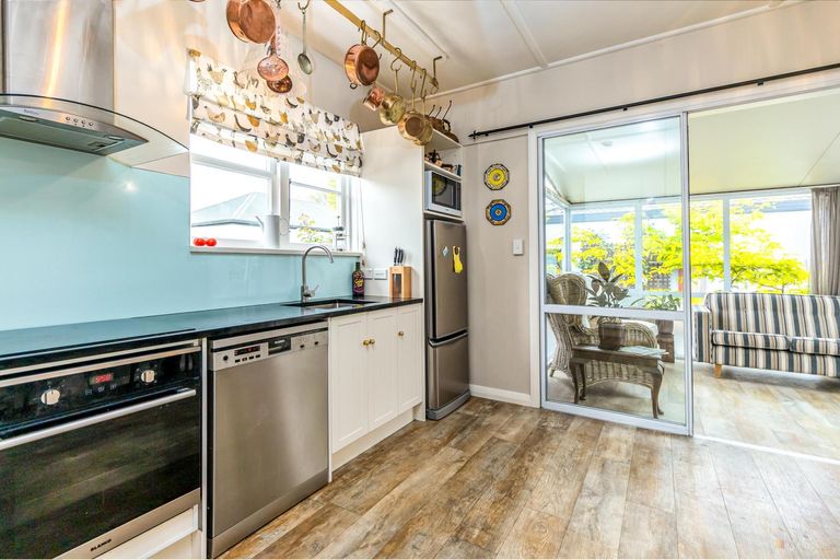 Photo of property in 6 Collingwood Street, Highfield, Timaru, 7910