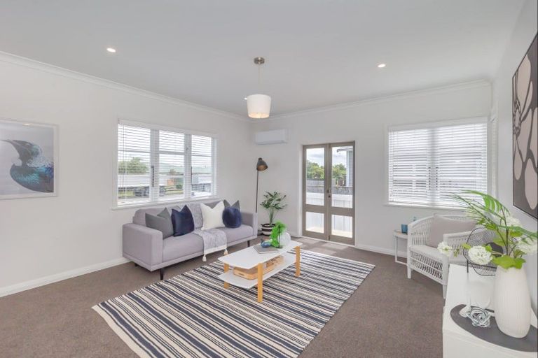Photo of property in 27 Reeve Street, Levin, 5510