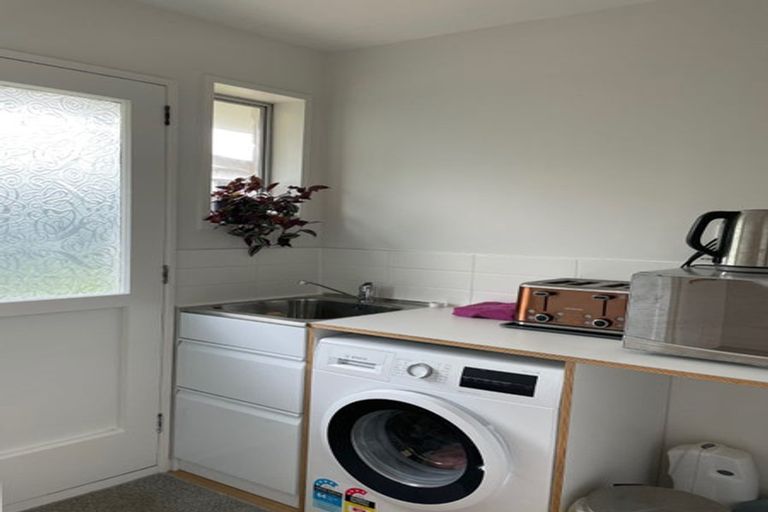 Photo of property in 1/4 Whitfield Street, Sumner, Christchurch, 8081