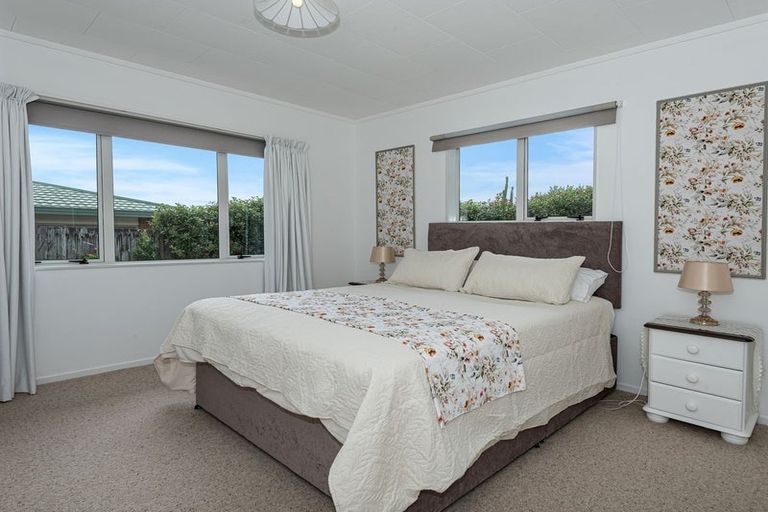 Photo of property in 16 Elm Place, Tikipunga, Whangarei, 0112