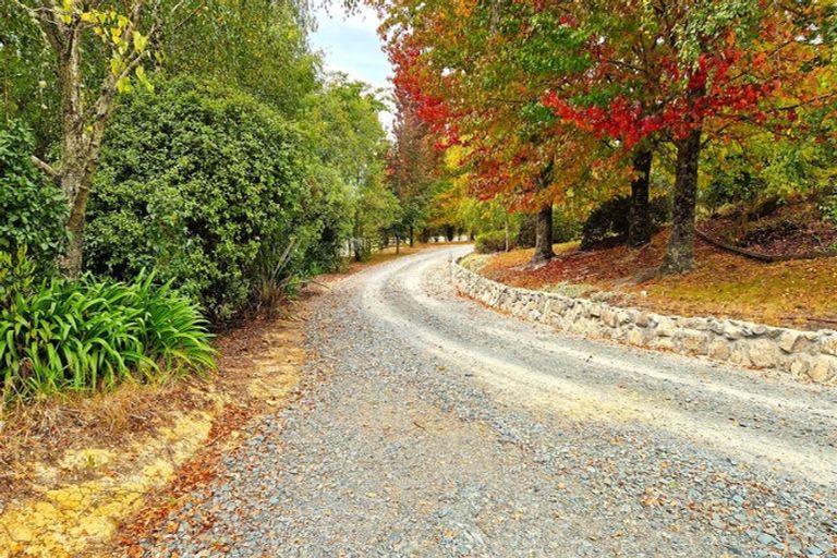 Photo of property in 335 Old Coach Road, Upper Moutere, 7173