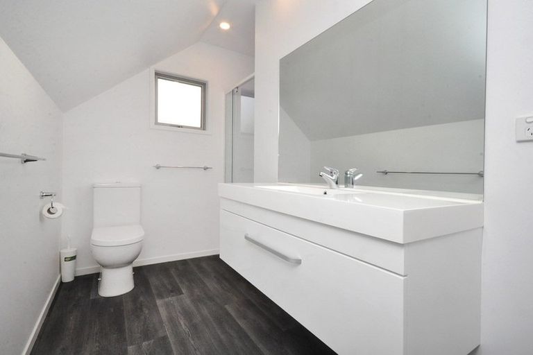 Photo of property in 46a Elliston Crescent, Stanmore Bay, Whangaparaoa, 0932