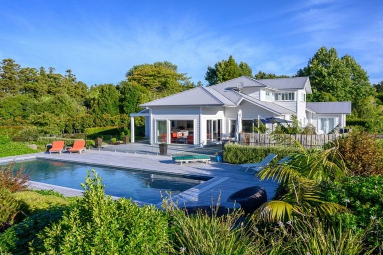 Photo of property in 140 Jones Road, Tawharanui Peninsula, Warkworth, 0986