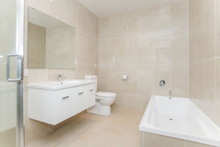 Photo of property in Bay View, 20/90 Customhouse Street, Gisborne, 4010