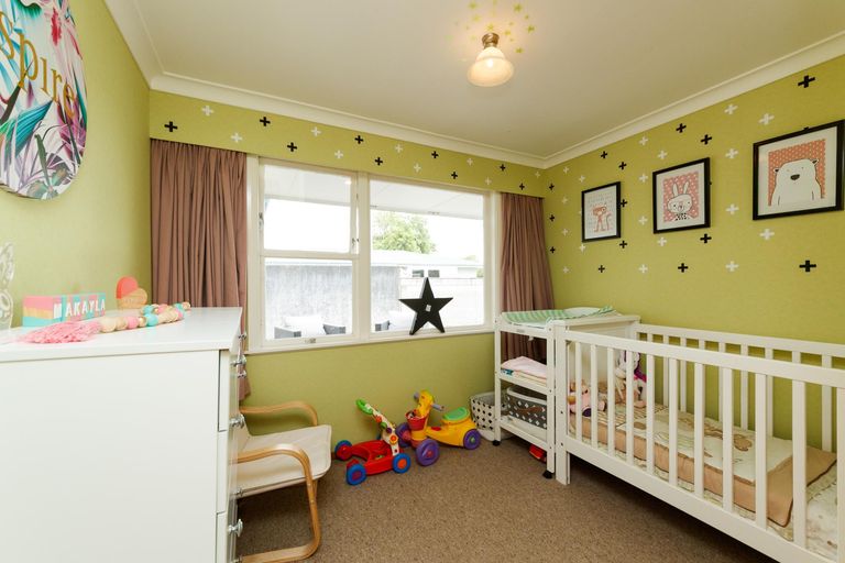 Photo of property in 68 Pitama Road, Awapuni, Palmerston North, 4412