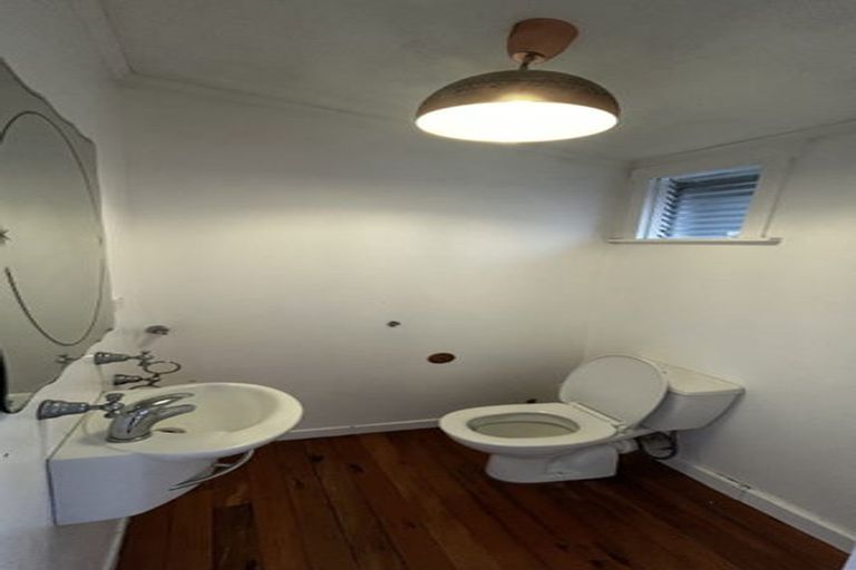 Photo of property in 1/833 Manukau Road, Royal Oak, Auckland, 1061