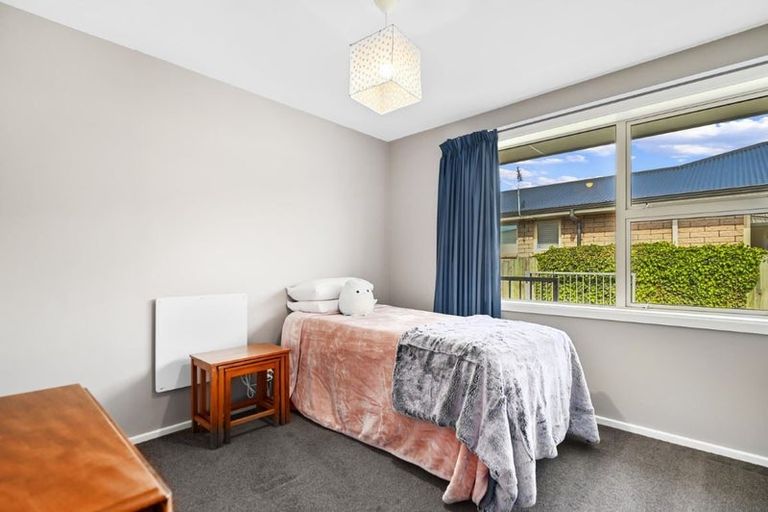 Photo of property in 24 Coniston Avenue, Ilam, Christchurch, 8041