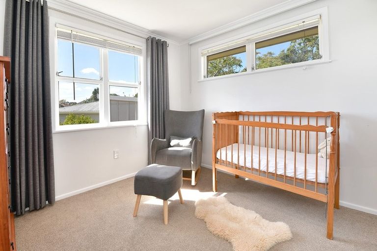 Photo of property in 22 Downer Street, Helensville, 0800