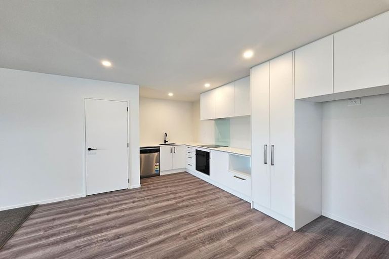 Photo of property in 10 Nevermore Place, Halswell, Christchurch, 8025