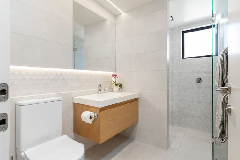 Photo of property in 52b Innes Road, St Albans, Christchurch, 8052