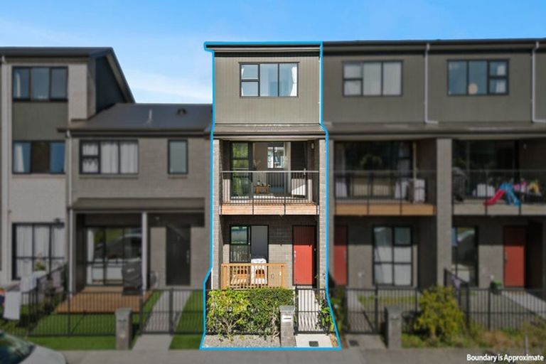 Photo of property in 27 Haroto Street, Manukau, Auckland, 2104