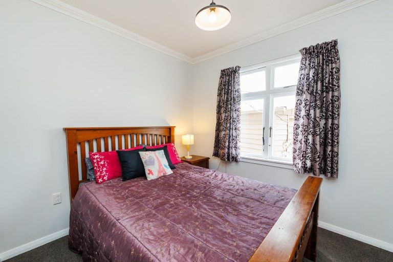 Photo of property in 13 Featherston Street, Takaro, Palmerston North, 4412