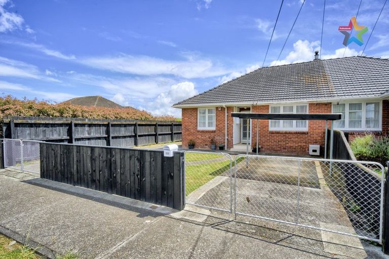 Photo of property in 255 Naenae Road, Naenae, Lower Hutt, 5011