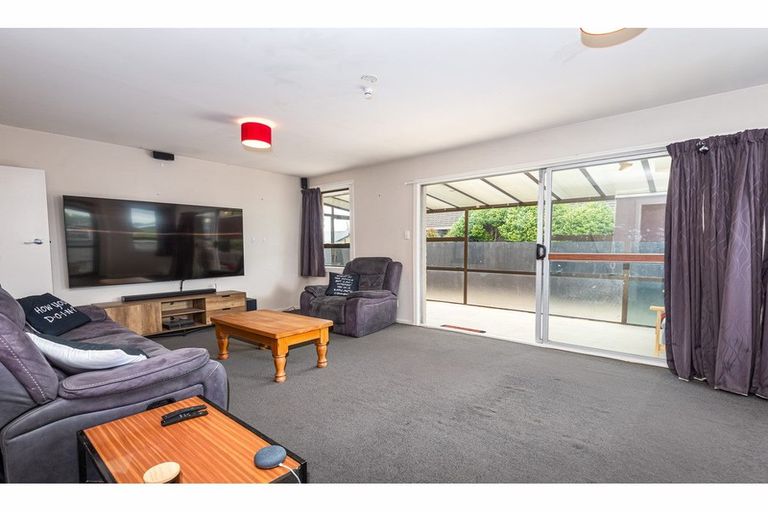 Photo of property in 37 Fern Drive, Halswell, Christchurch, 8025