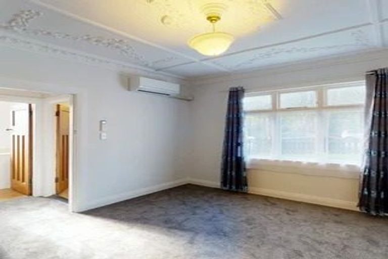 Photo of property in 132-136 Washington Avenue, Brooklyn, Wellington, 6021