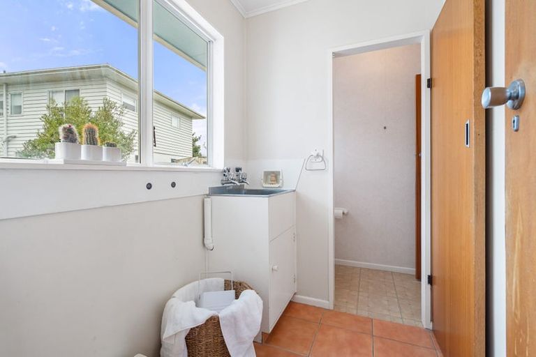 Photo of property in 4 Fairbrother Street, Carterton, 5713