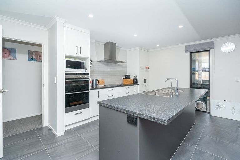 Photo of property in 5 Kimbrae Drive, Rototuna North, Hamilton, 3210