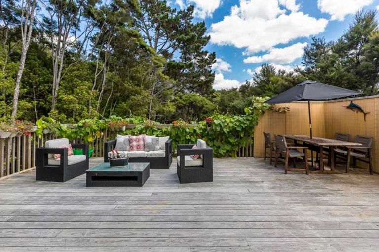 Photo of property in 47 Blacks Road, Greenhithe, Auckland, 0632