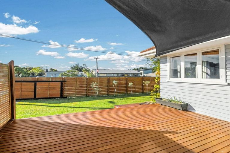 Photo of property in 29 Beach Road, North New Brighton, Christchurch, 8083