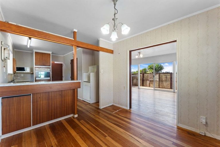 Photo of property in 8 Mcdowell Crescent, Hillcrest, Auckland, 0627