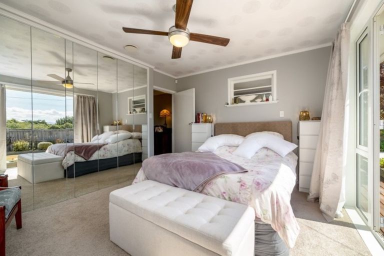 Photo of property in 22 Princess Street, Martinborough, 5711