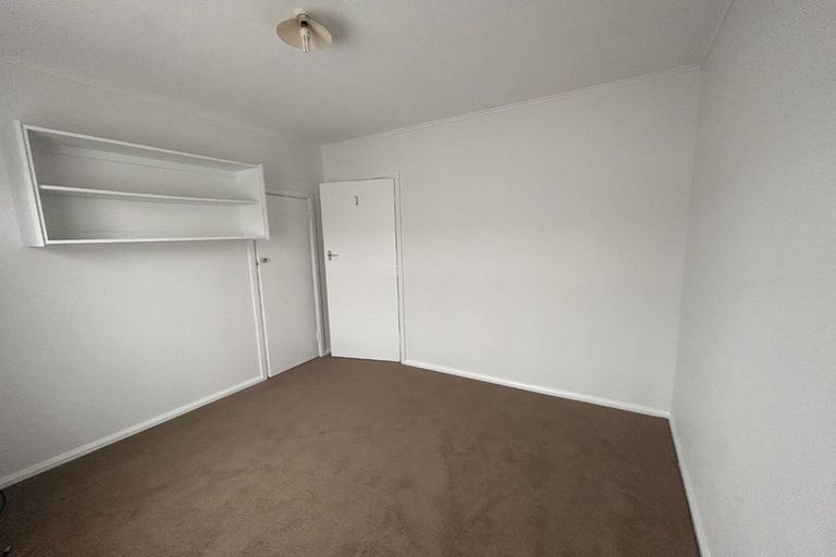 Photo of property in 17 Sinclair Avenue, Highbury, Palmerston North, 4412