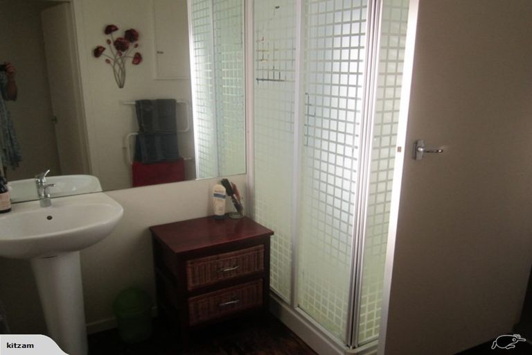 Photo of property in 205 Maunga Road, Pukeatua, 3880