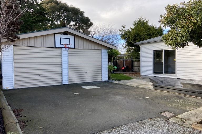 Photo of property in 38 Golf Links Road, Shirley, Christchurch, 8061