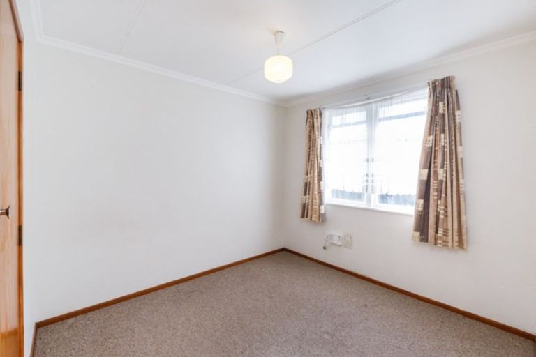 Photo of property in 4/93 Ruahine Street, Roslyn, Palmerston North, 4414