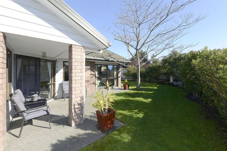 Photo of property in 8 Greenwood Close, Woodend, 7610