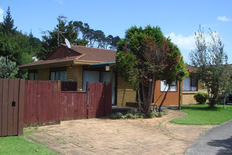 Photo of property in 1/12 Mimosa Place, Half Moon Bay, Auckland, 2012