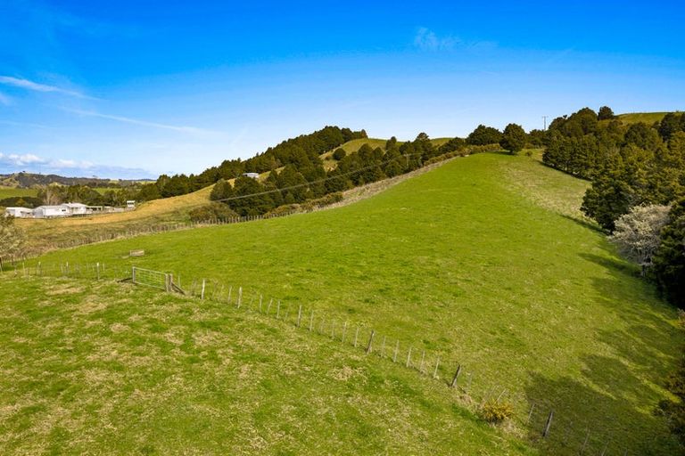 Photo of property in 37 Day Road, Wellsford, 0974
