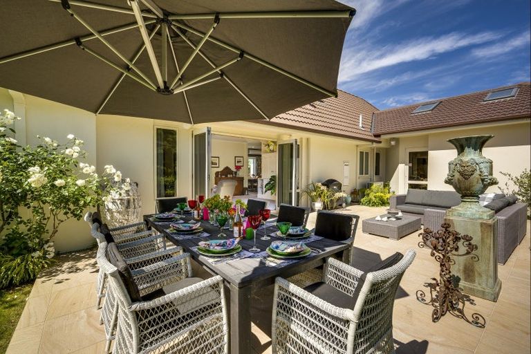 Photo of property in 20 Fulford Place, Havelock North, 4130