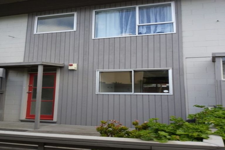 Photo of property in 6/42 Sheridan Drive, New Lynn, Auckland, 0600