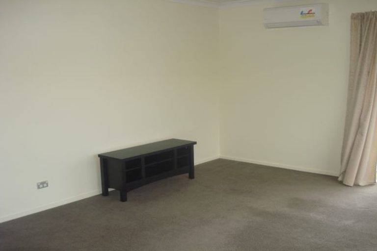 Photo of property in 37 Buckhurst Avenue, Wigram, Christchurch, 8042